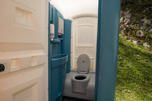 Best Portable restroom trailer rental  in Leilani Estates, HI